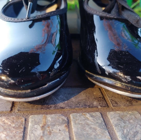 Girls Tap Shoes - Picture 2 of 7